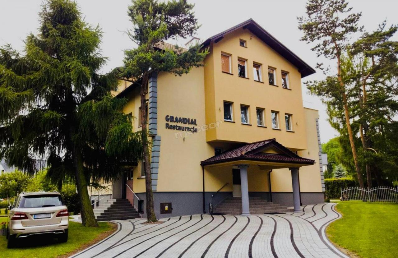 Grandial Hotel Wladyslawowo Bagian luar foto